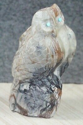 Owl Zuni Fetish Carving - Derrick Kaamasee