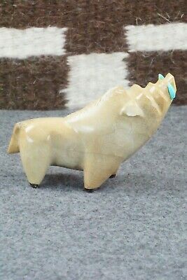 Boar Zuni Fetish Carving - Enrike Leekya