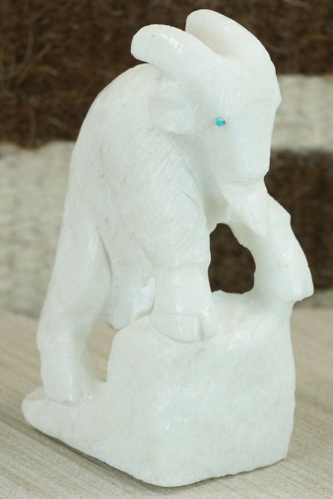 Goat Zuni Fetish Carving - Derrick Kaamasee