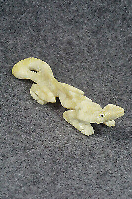 Lizard Zuni Fetish Carving - Ben Kamaasee