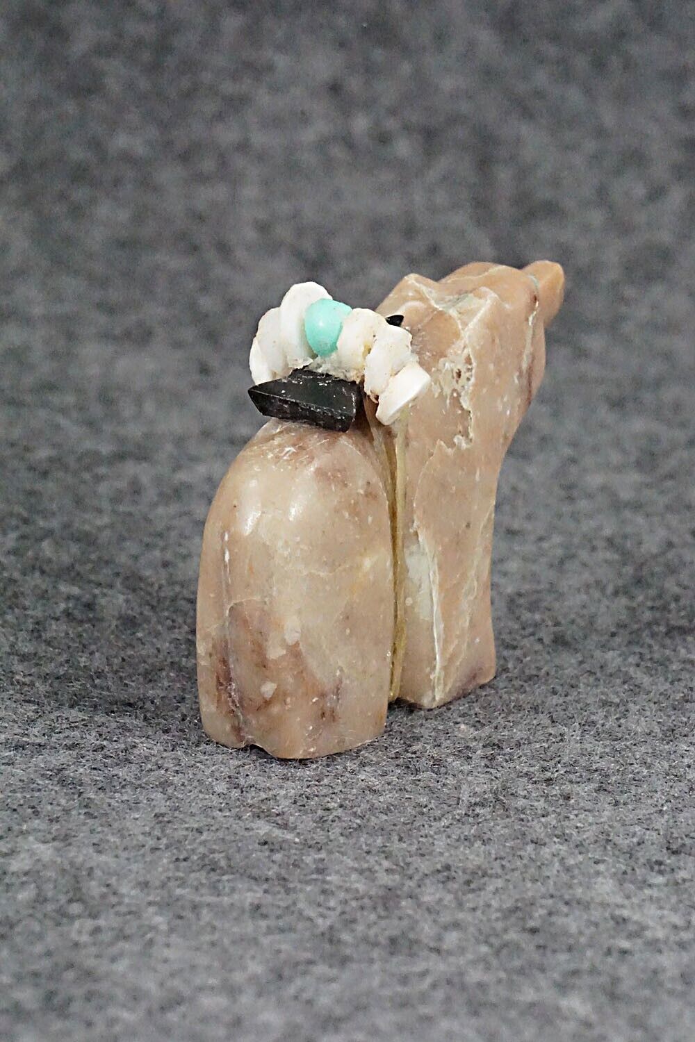 Bear Zuni Fetish Carving - Tony Laiwakete