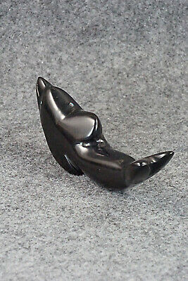 Dolphin Zuni Fetish Carving - Justin Red Elk
