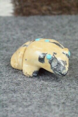 Frog Zuni Fetish Carving - Ronnie Lunasee