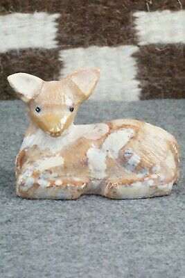 Deer Zuni Fetish Carving - Derrick Kaamasee