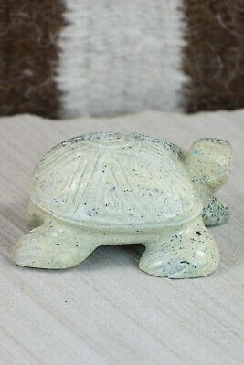 Turtle Zuni Fetish Carving - Nelson Yatsattie