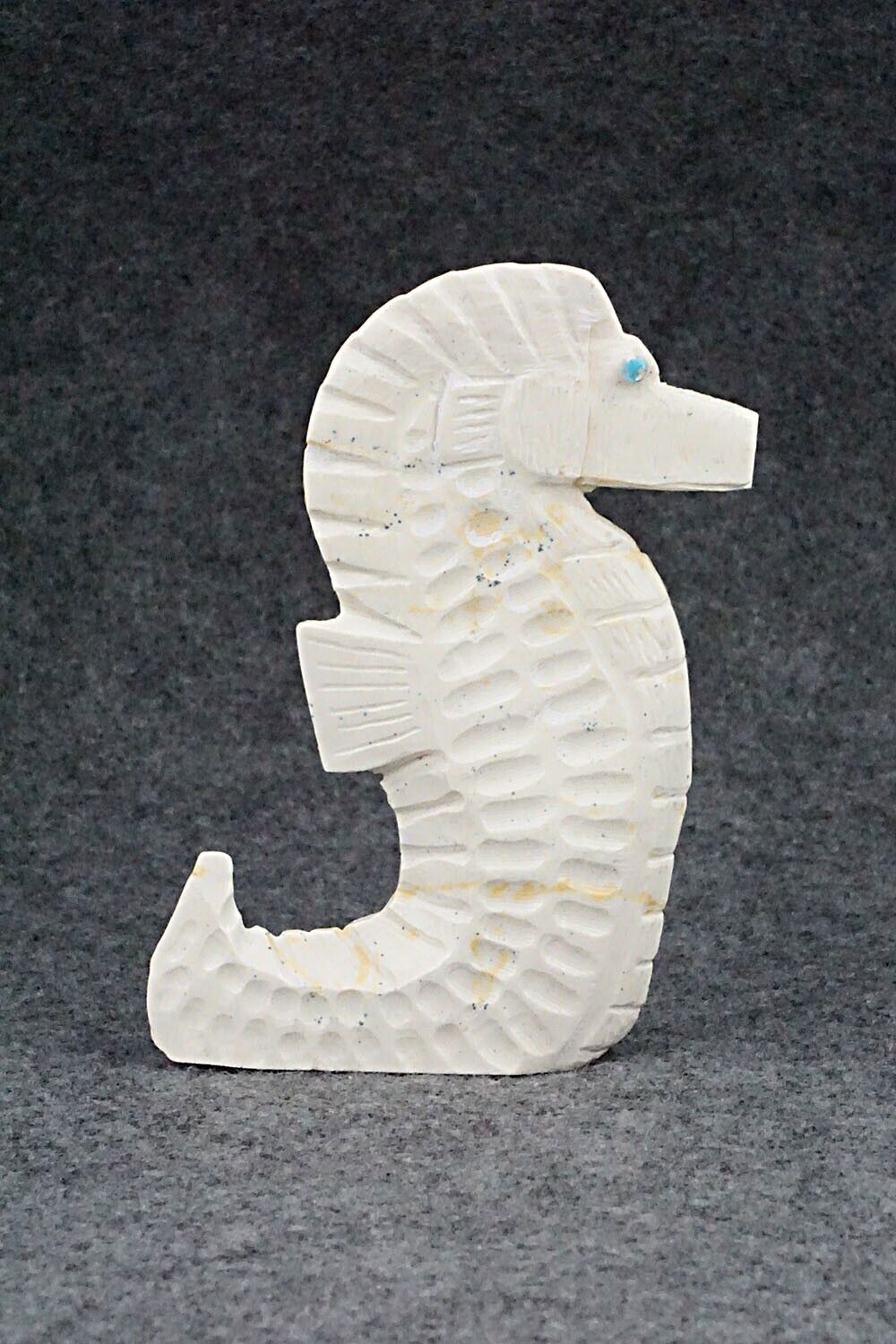 Seahorse Zuni Fetish Carving - Derrick Kaamasee