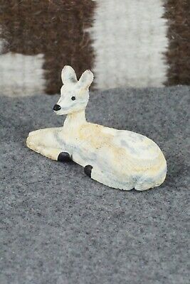 Deer Zuni Fetish Carving - Colin Weeka