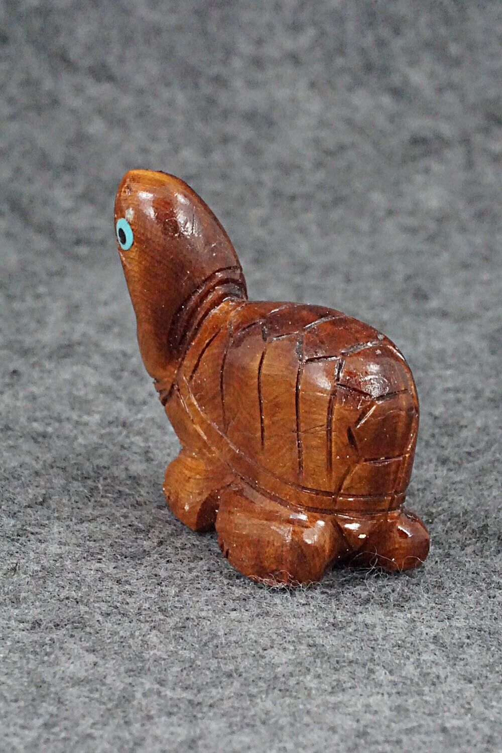 Turtle Zuni Fetish Carving - Chris Nastacio