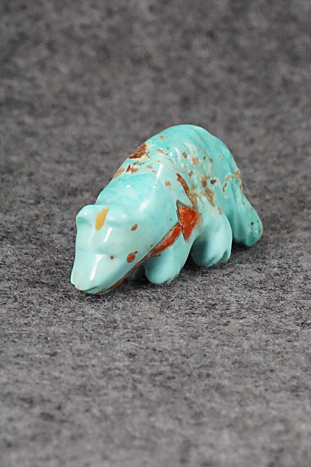 Wolf Zuni Fetish Carving - Andres Quandelacy