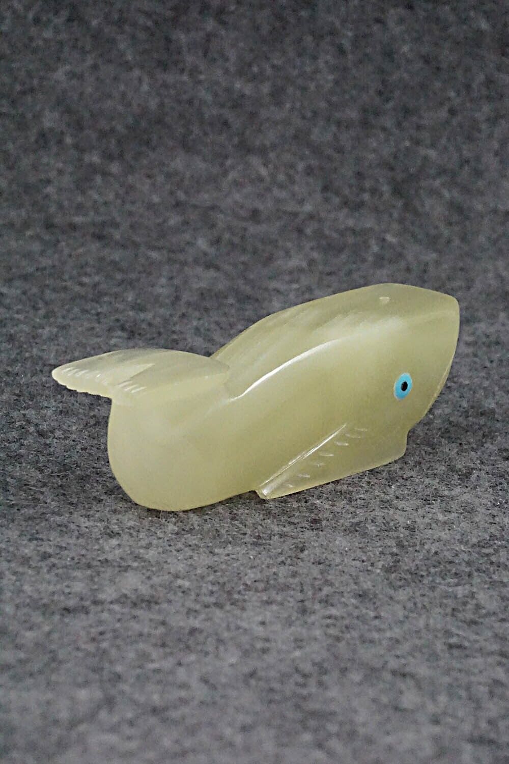 Whale Zuni Fetish Carving - Alex Tsethlikai