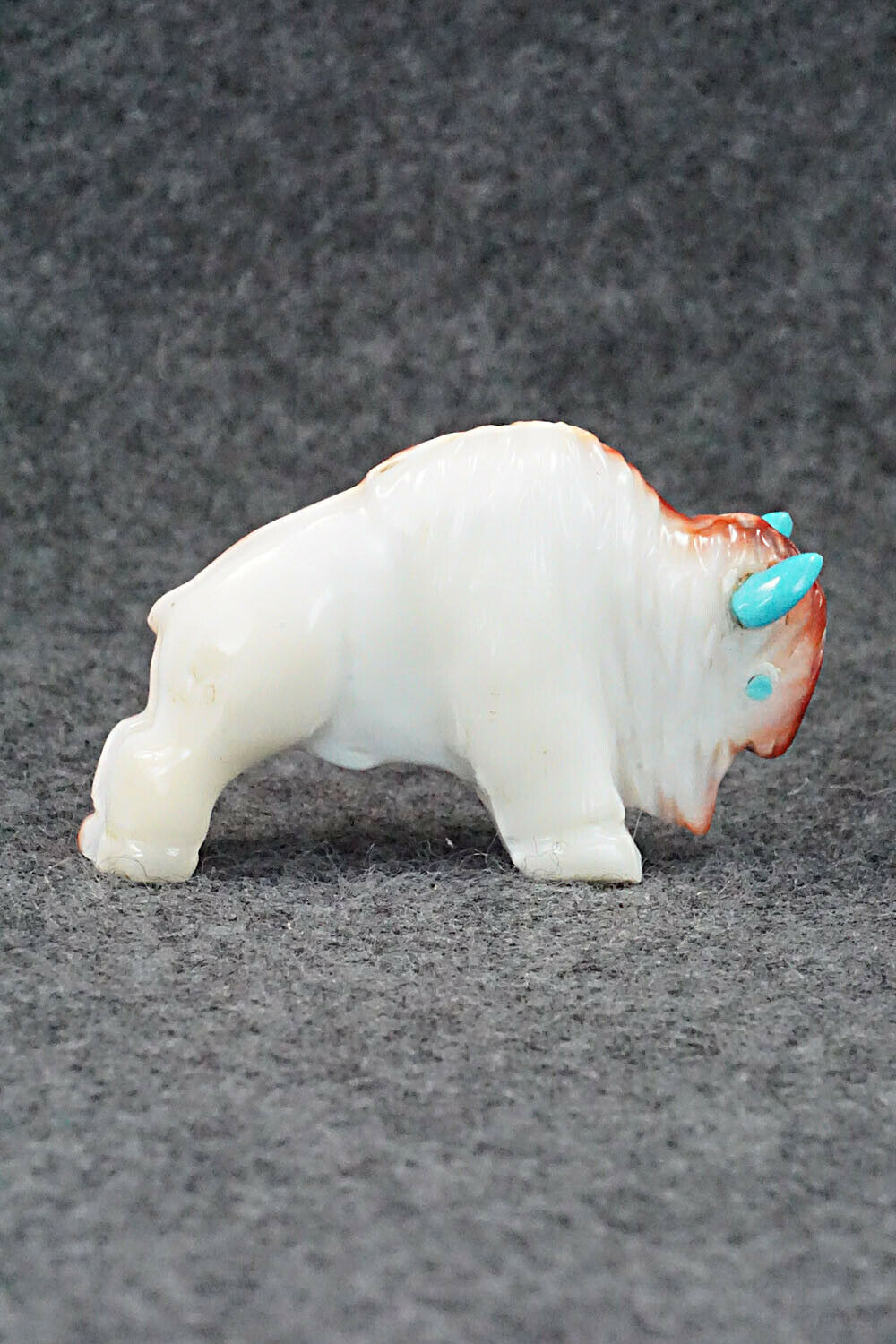 Buffalo Zuni Fetish Carving - Andres Quandelacy