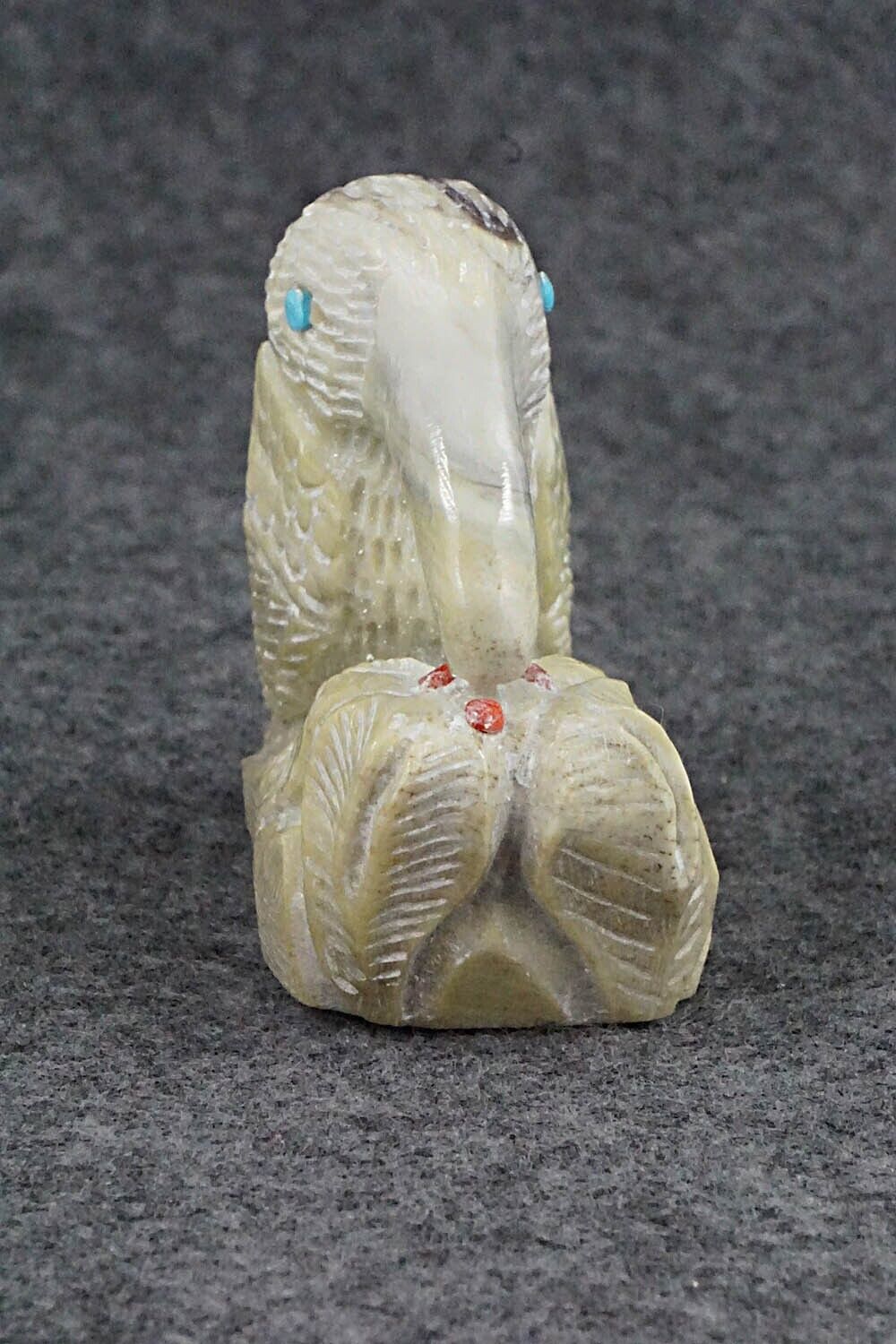 Hummingbird Zuni Fetish Carving - Carlton Kaamasee