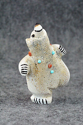 Bear Zuni Fetish Carving - Claudia Peina