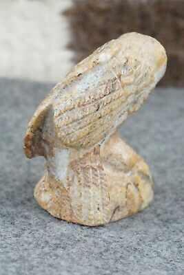 Owl Zuni Fetish Carving - Derrick Kaamasee