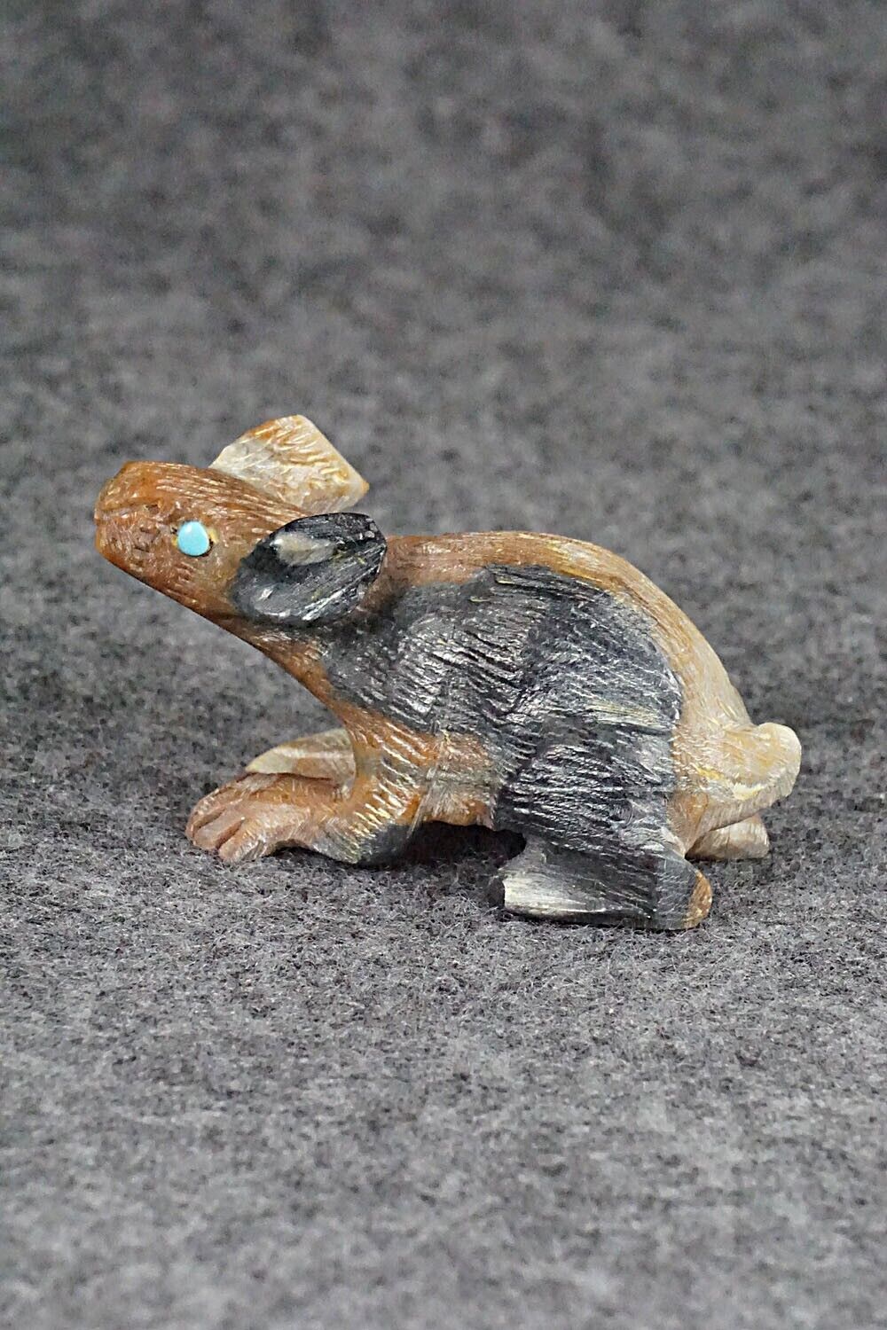 Rabbit Zuni Fetish Carving - Dana Malani