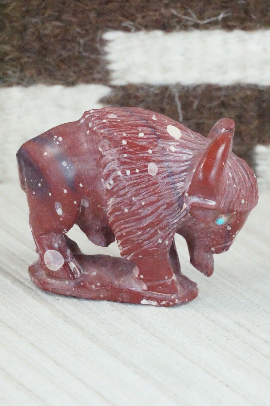 Buffalo Zuni Fetish Carving - Derrick Kaamasee