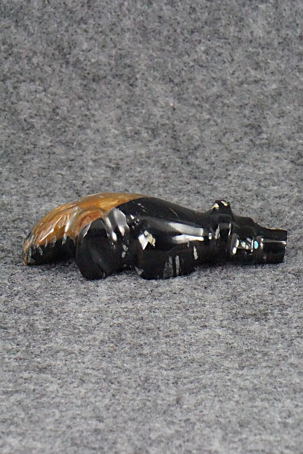 Badger Zuni Fetish Carving - Rodney Laiwakete