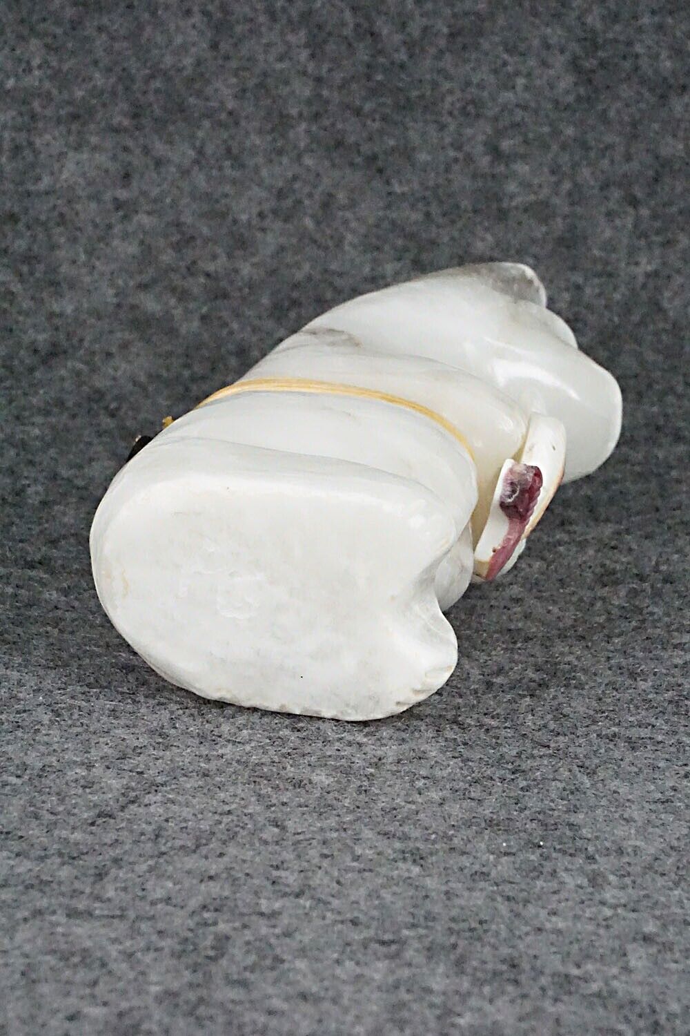 Bear Zuni Fetish Carving - Peter Gasper