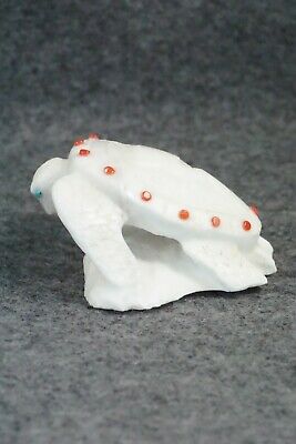 Turtle Zuni Fetish Carving - Derrick Kaamasee
