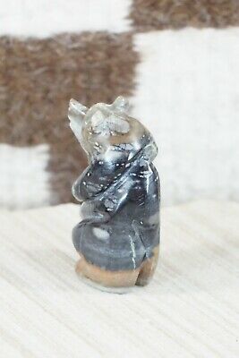 Bear Zuni Fetish Carving - Albert Livingston