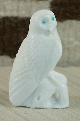 Owl Zuni Fetish Carving - Derrick Kaamasee