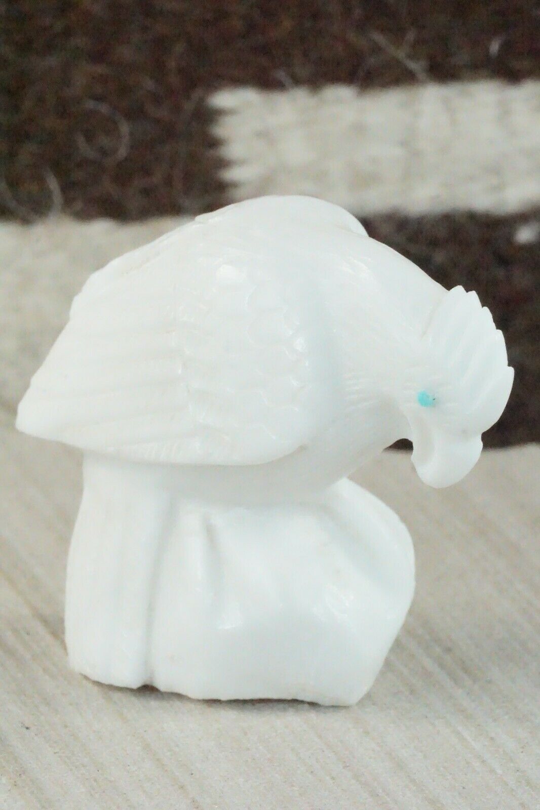 Bird Zuni Fetish Carving - Derrick Kaamasee