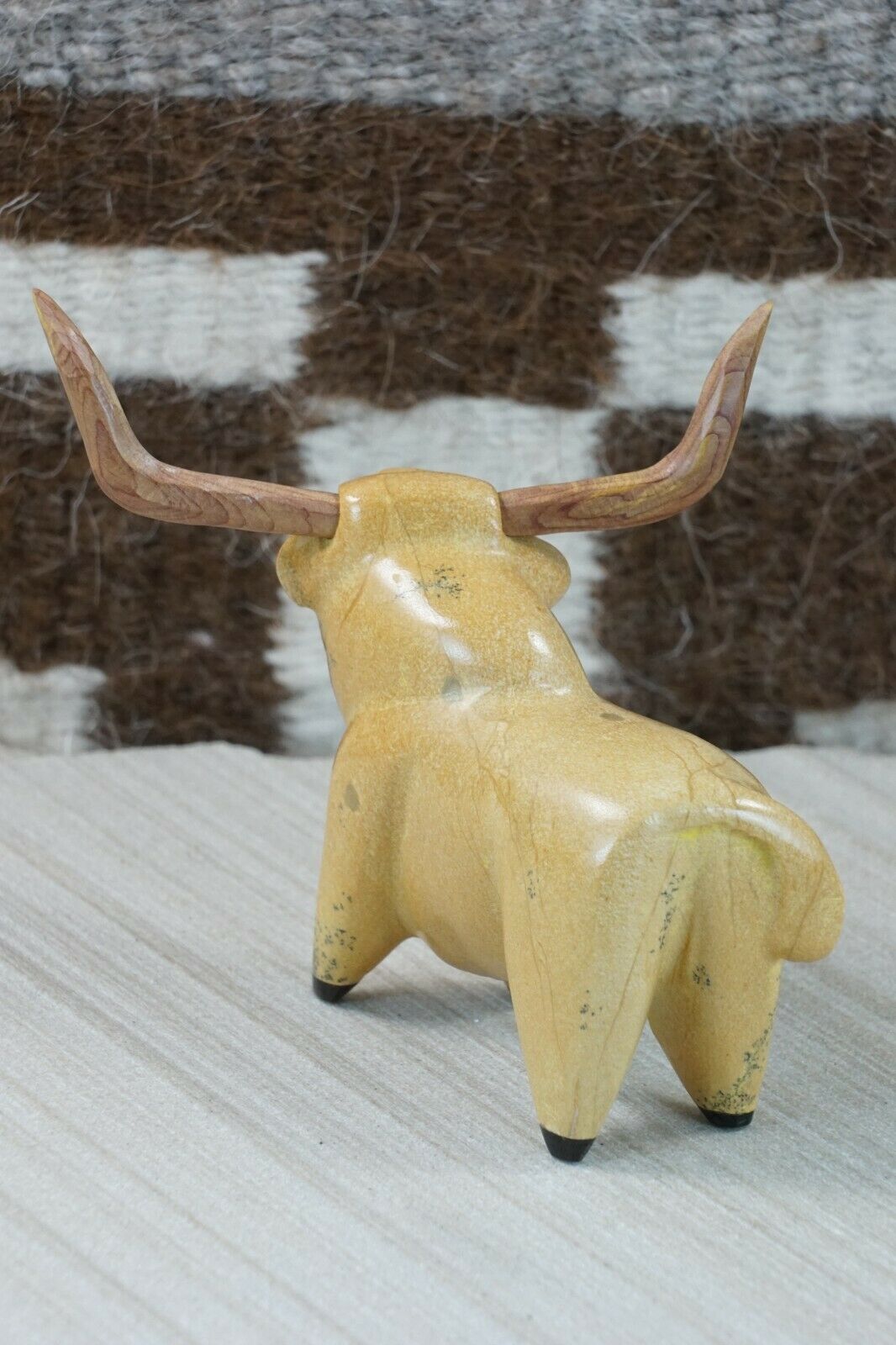 Longhorn Zuni Fetish Carving - Enrike Leekya