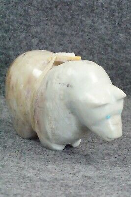Bear Zuni Fetish Carving - Delvin Leekya