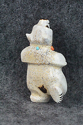 Bear Zuni Fetish Carving - Claudia Peina