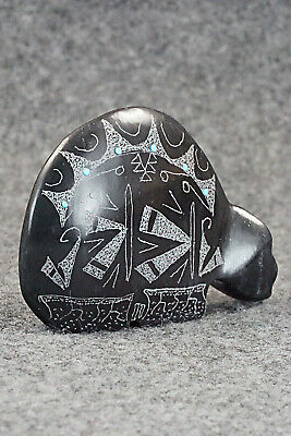 Bear Zuni Fetish Carving - Gerald Peina