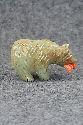 Bear Zuni Fetish Carving - Andres Quandelacy