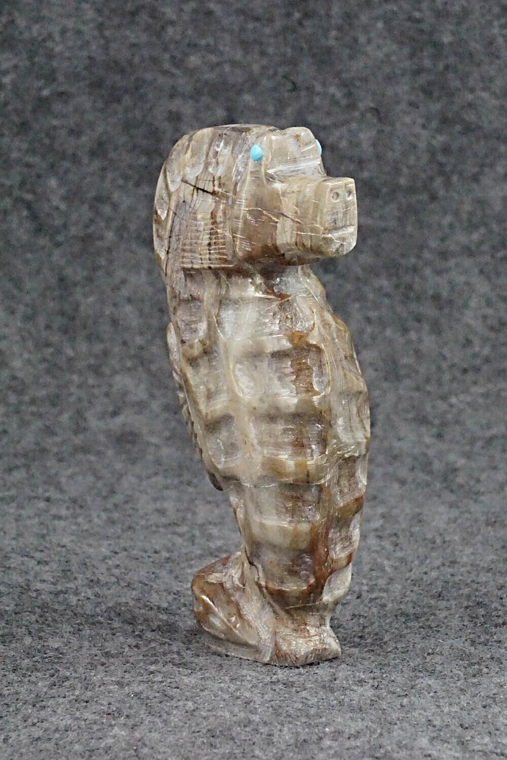 Seahorse Zuni Fetish Carving - Carlton Kaamasee
