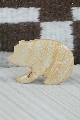 Bear Zuni Fetish Carving - Jonathan Natewa
