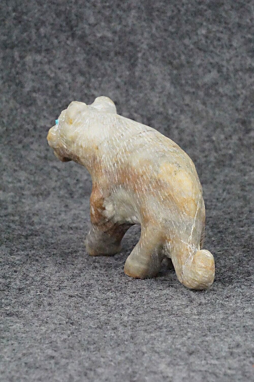 Mountain Lion Zuni Fetish Carving - Wilfred Cheama