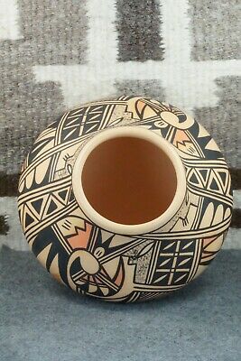Hopi Pottery - Alta Yesslith