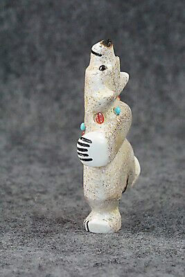 Bear Zuni Fetish Carving - Claudia Peina