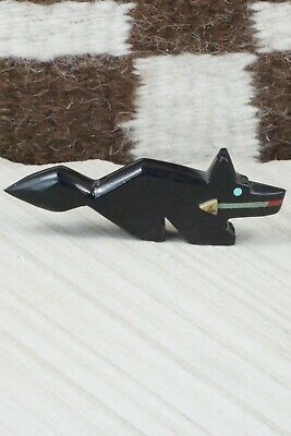 Wolf Zuni Fetish Carving - Ida Yazzie