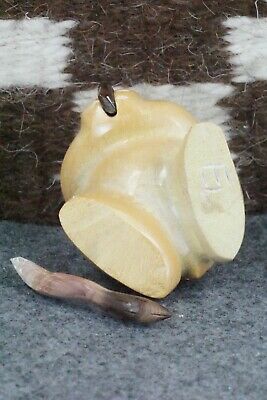 Mouse Zuni Fetish Carving - Enrike Leekya