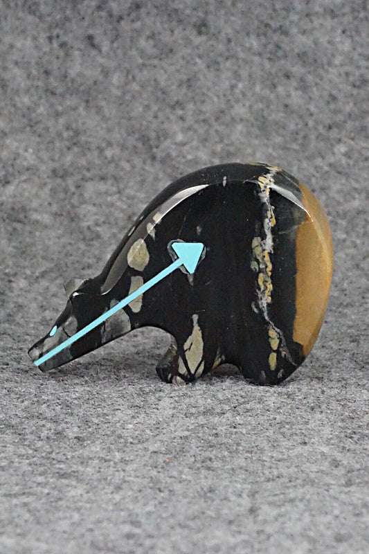 Bear Zuni Fetish Carving - Rodney Laiwakete