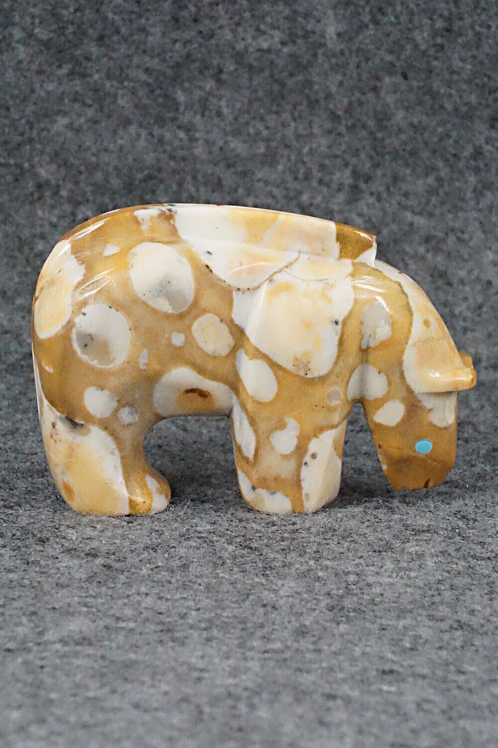 Mountain Lion Zuni Fetish Carving - Ronnie Lunasee