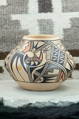 Hopi Pottery - Alta Yesslith