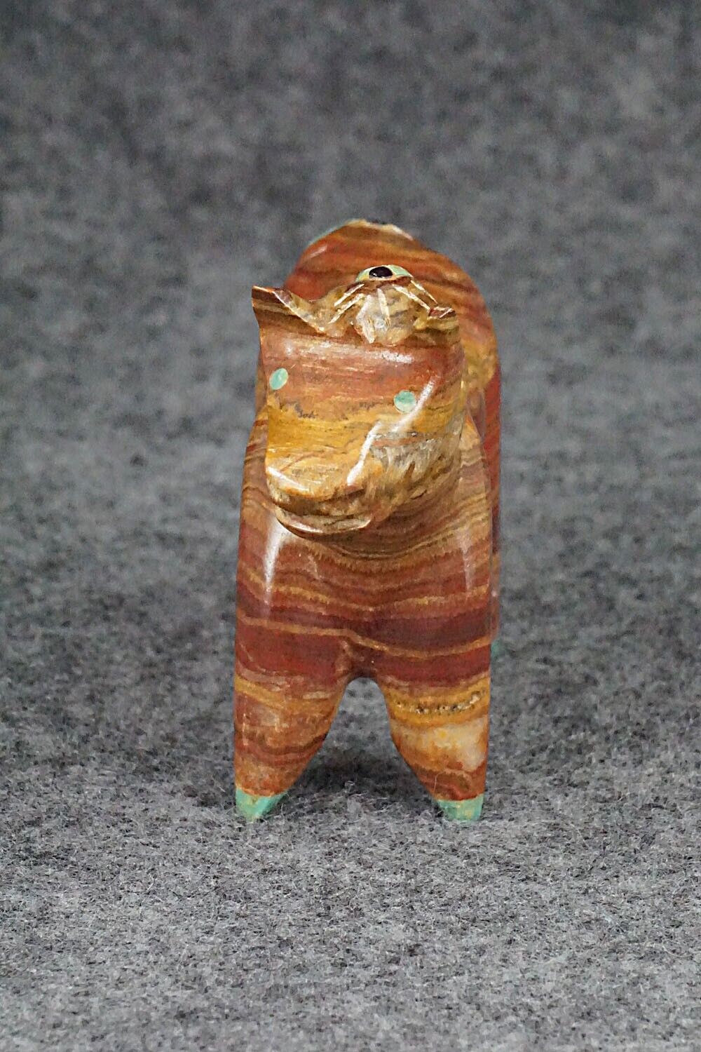 Horse Zuni Fetish Carving - Enrike Leekya