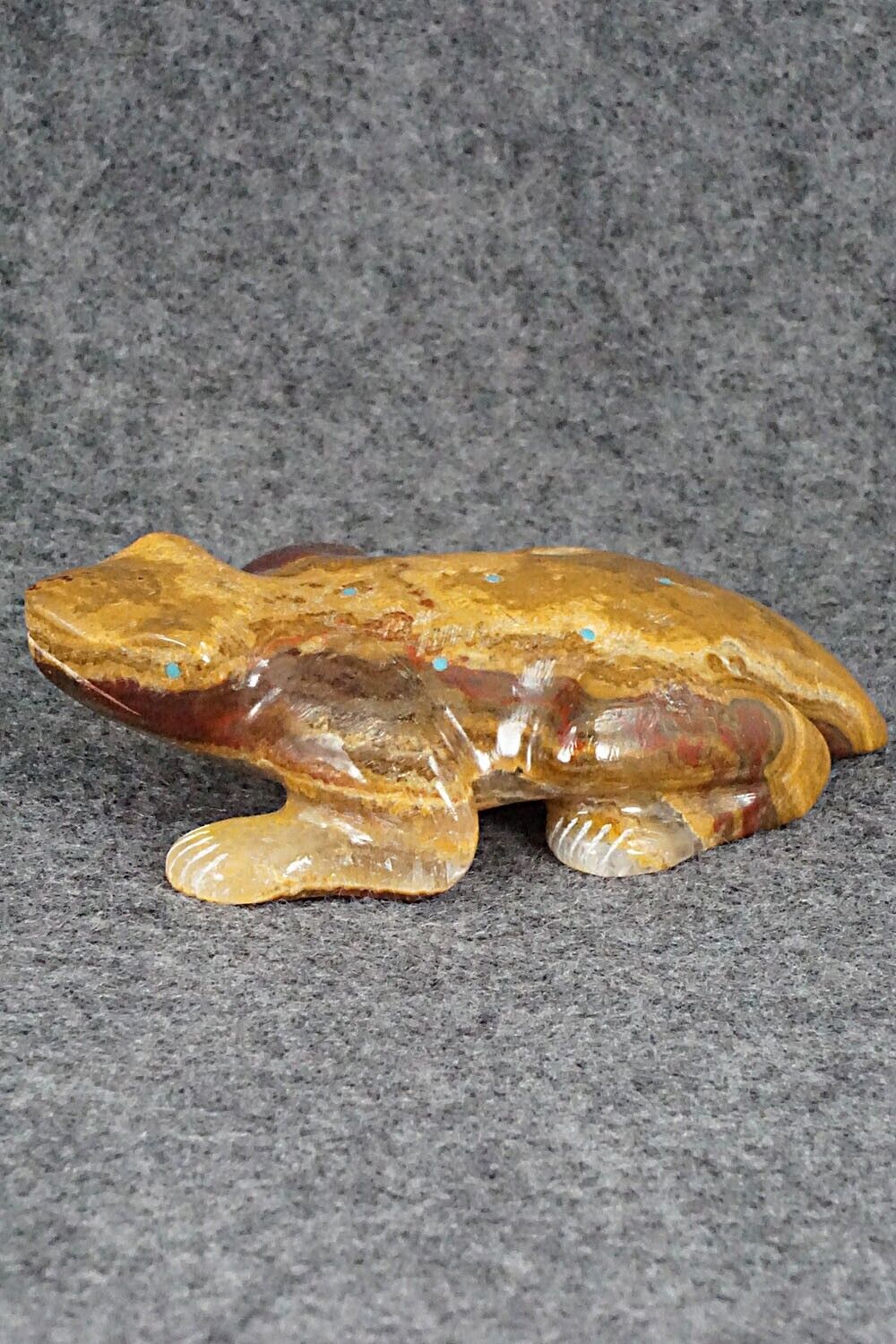 Frog Zuni Fetish Carving - Nelson Yatsattie