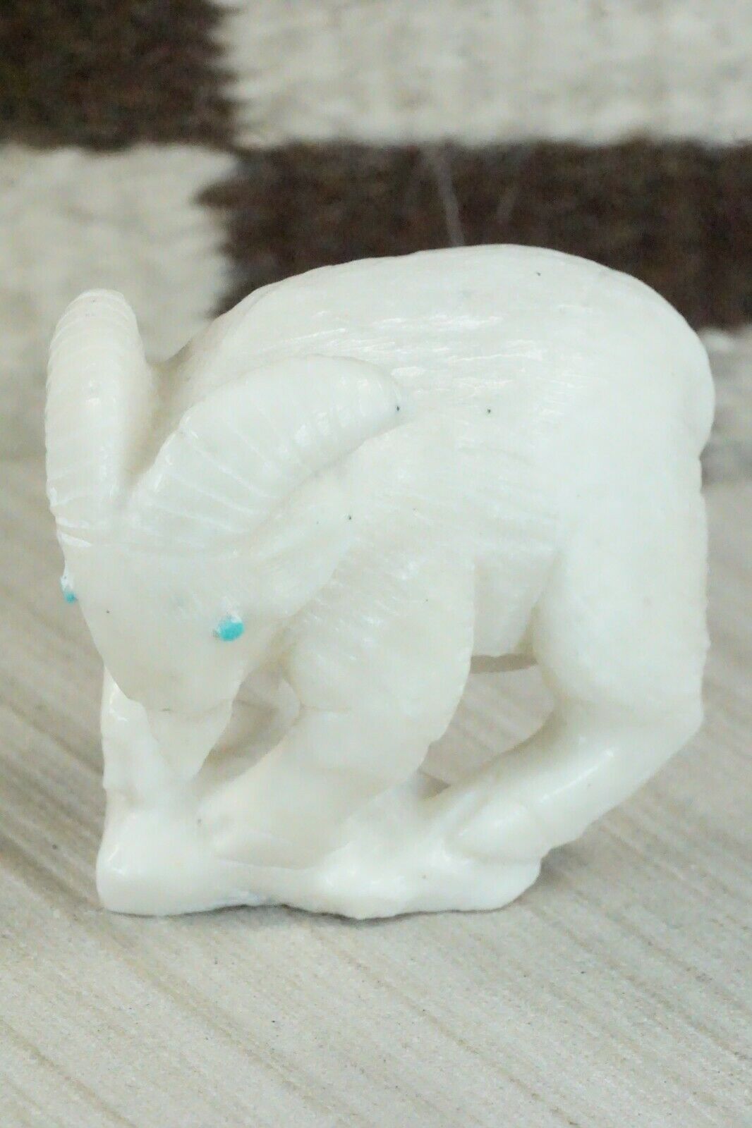 Goat Zuni Fetish Carving - Derrick Kaamasee