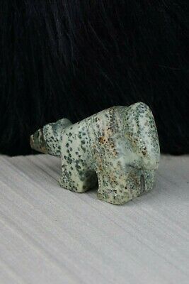 Bear Zuni Fetish Carving - Cameron Nastacio - High Lonesome Trading