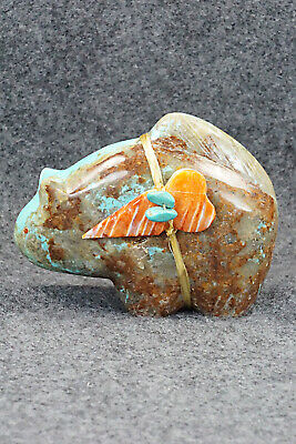 Bear Zuni Fetish Carving - Daphne Quam