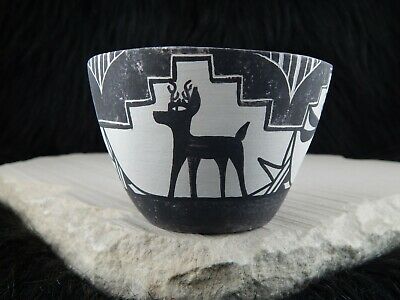 Zuni Pottery - Darla Westika - Zuni Handmade Pottery - Native American - High Lonesome Trading