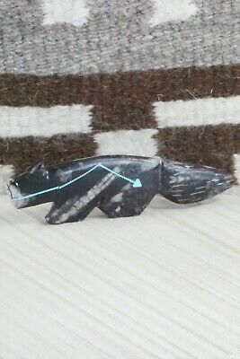 Wolf Zuni Fetish Carving - Kenric Laiwakete