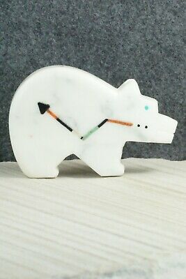 Bear Zuni Fetish Carving - Kevin Quam