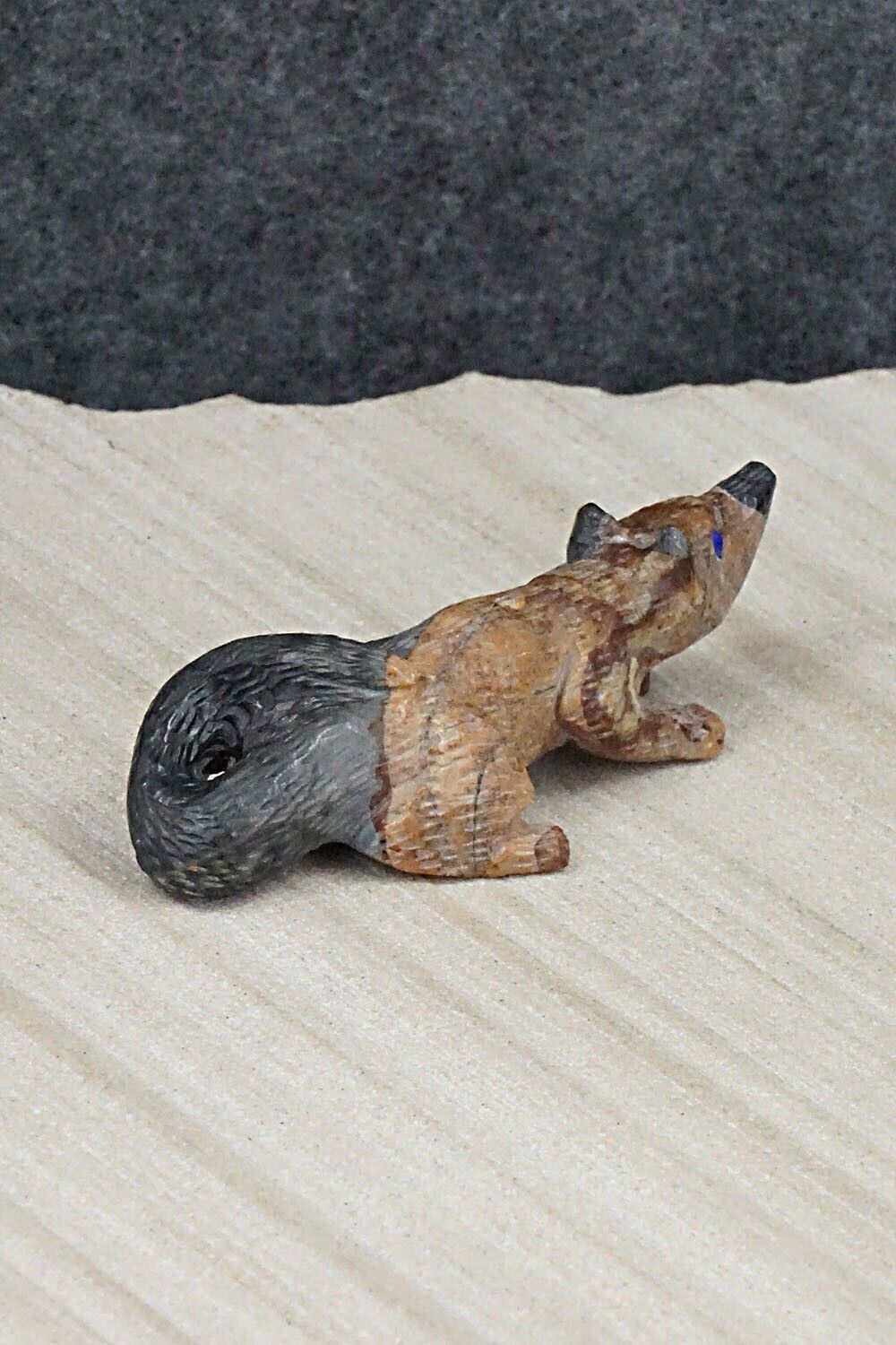 Wolf Zuni Fetish Carving - Lance Cheama